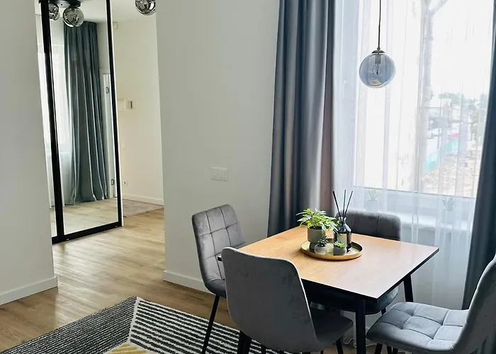 Stylish 5 Min From Clinics Apartamento *